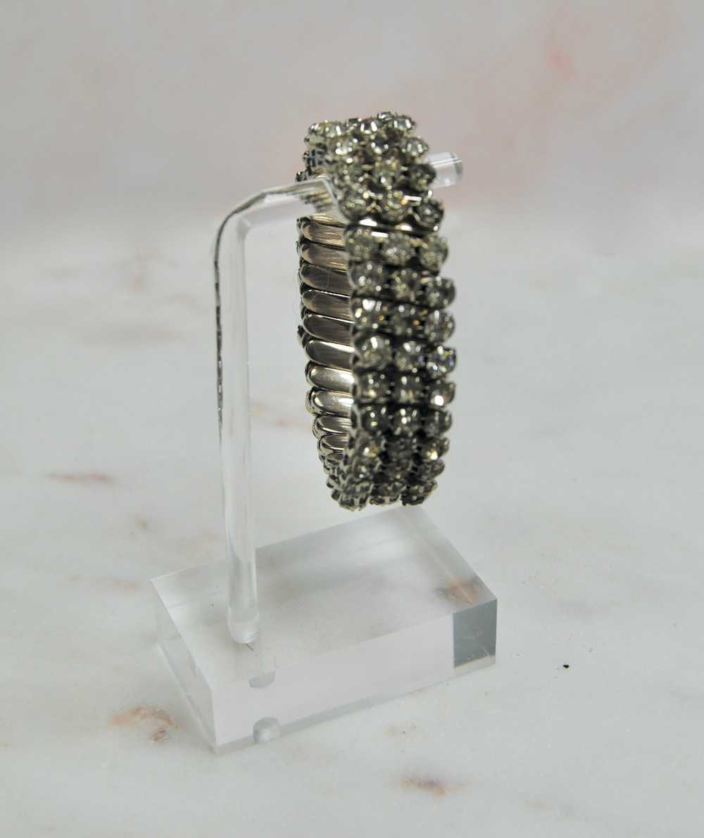 1960s Vintage Rhinestone Expandable Bracelet - image 4