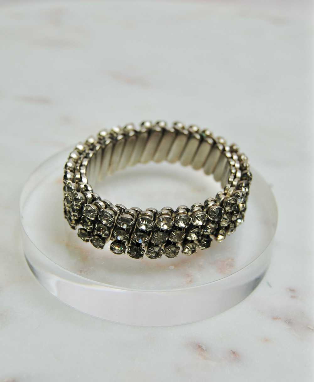 1960s Vintage Rhinestone Expandable Bracelet - image 5