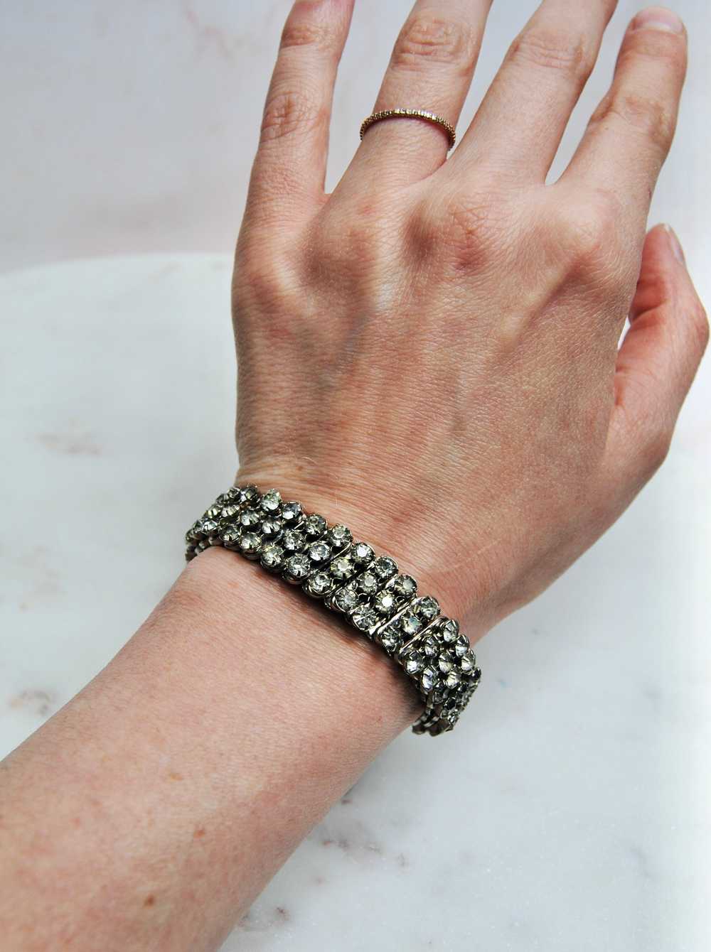 1960s Vintage Rhinestone Expandable Bracelet - image 9