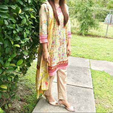 Pakistani 3 piece dress by J. - image 1