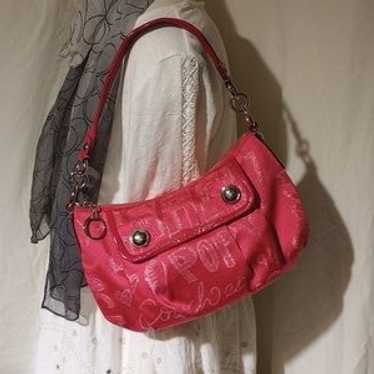 Pink poppy coach - Gem