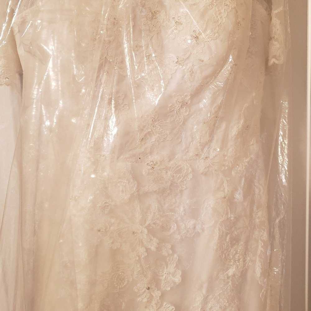 David's Bridal Jewel Wedding Dress, Veil size 14 - image 7