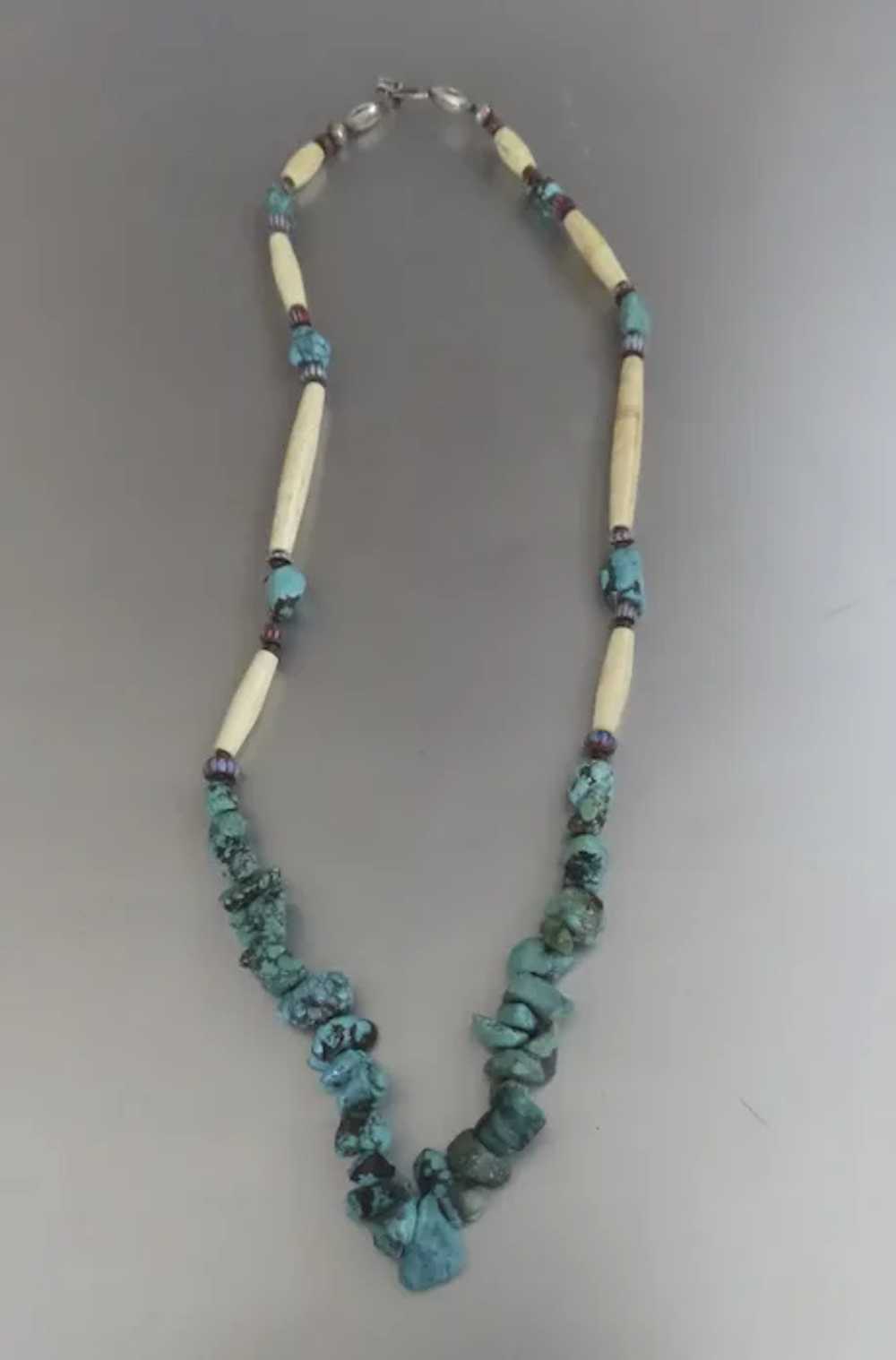 Vintage Native American Turquoise Beads Necklace - image 3