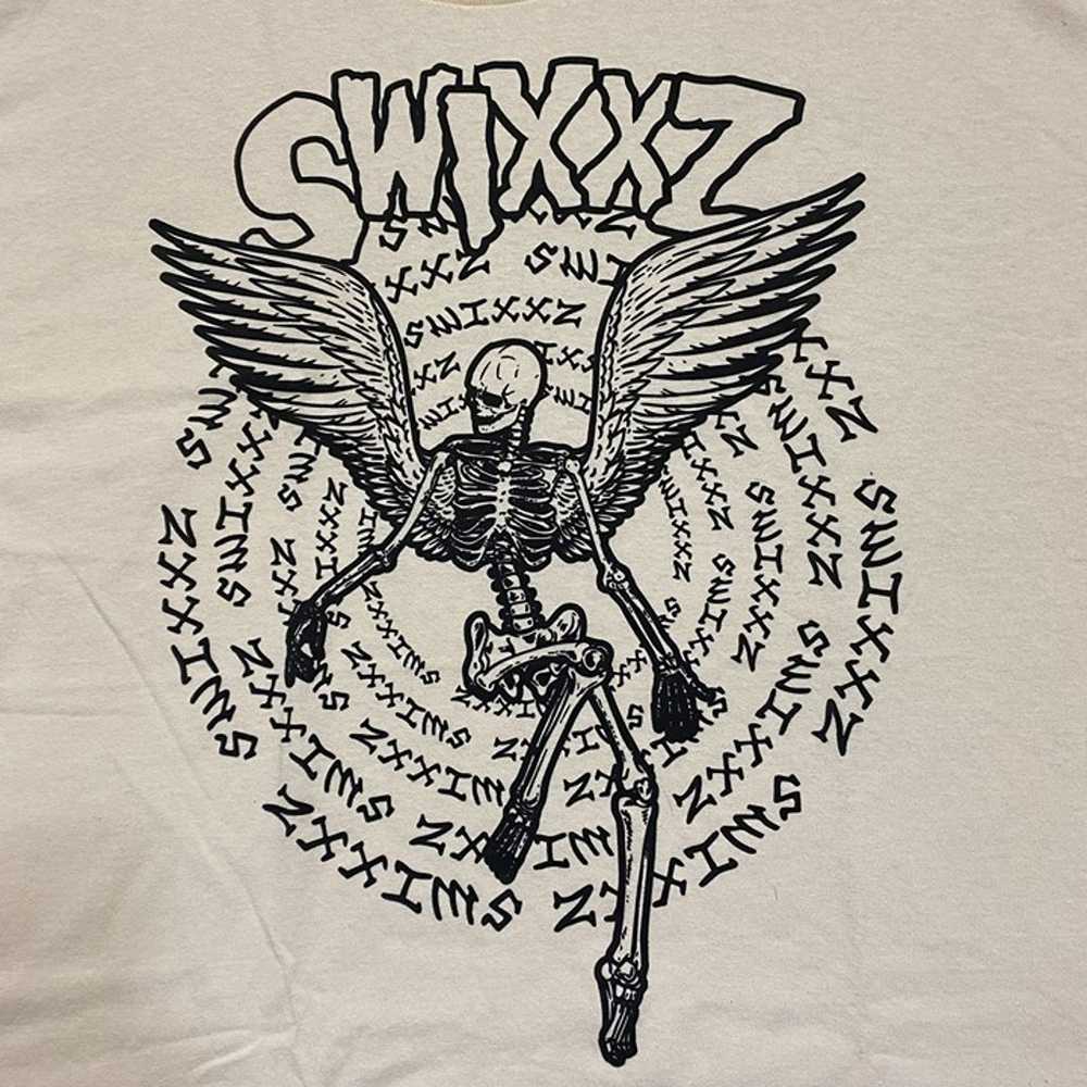 Swixxz Tshirt size extra large - image 2