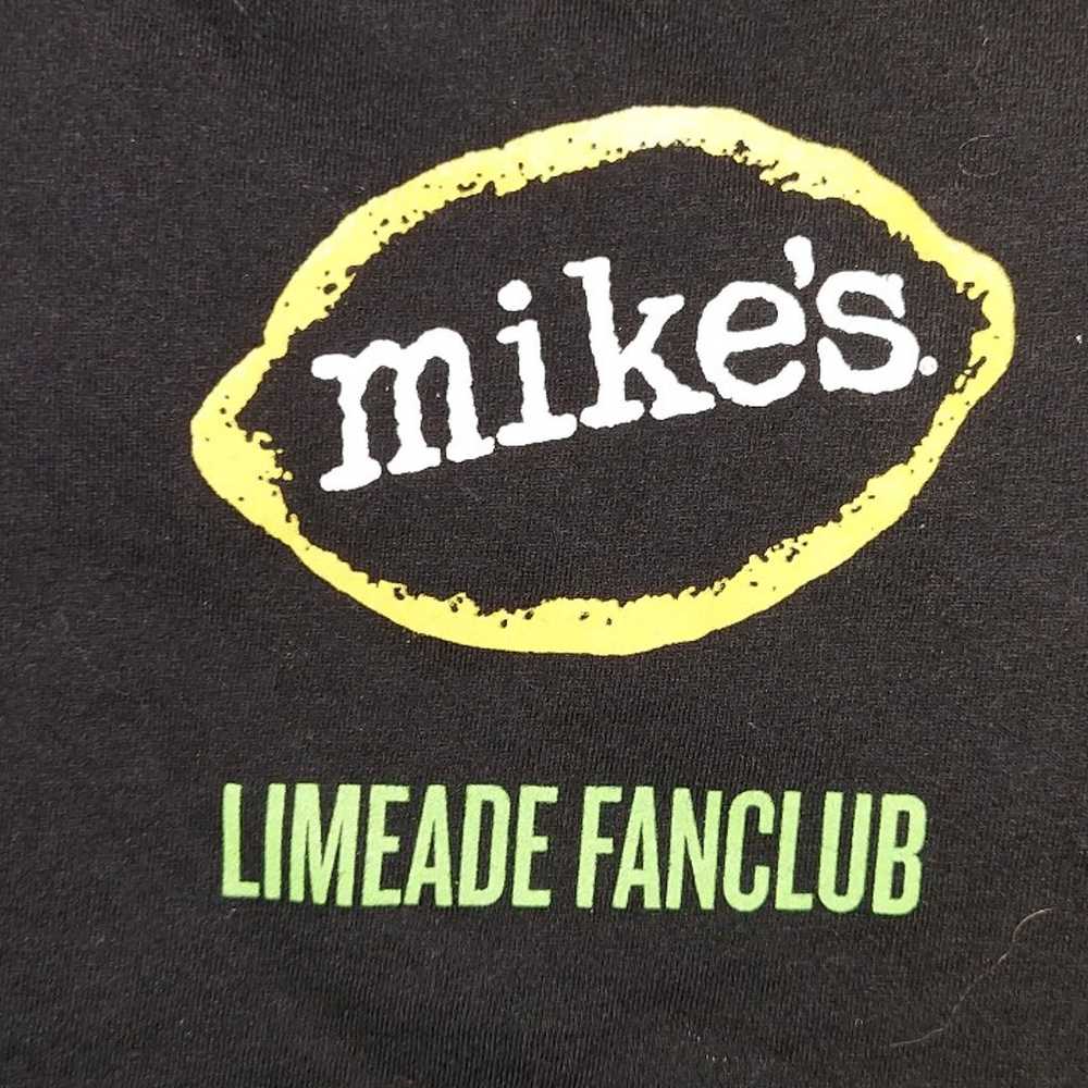 Vintage Mikes Hard Lemonade Graphic Tshirt Black … - image 2