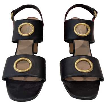 Valentino Garavani Vltn leather sandal - image 1