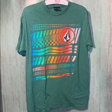Volcom Green Multi Colored Tee Size Small - image 1