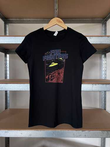 Band Tees × Rock T Shirt × Vintage Foo Fighters 2… - image 1