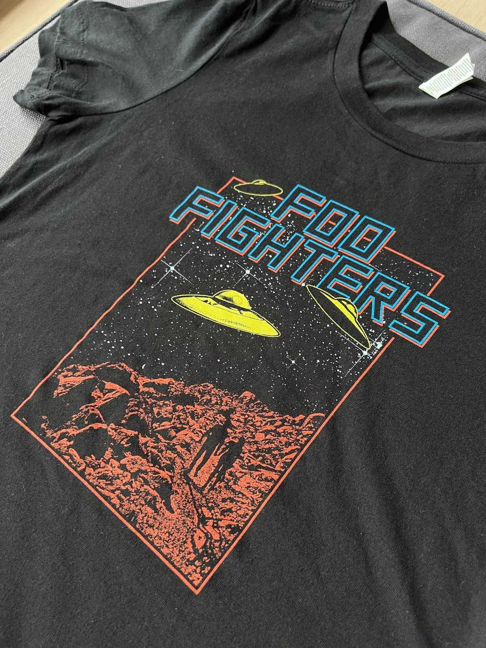 Band Tees × Rock T Shirt × Vintage Foo Fighters 2… - image 8