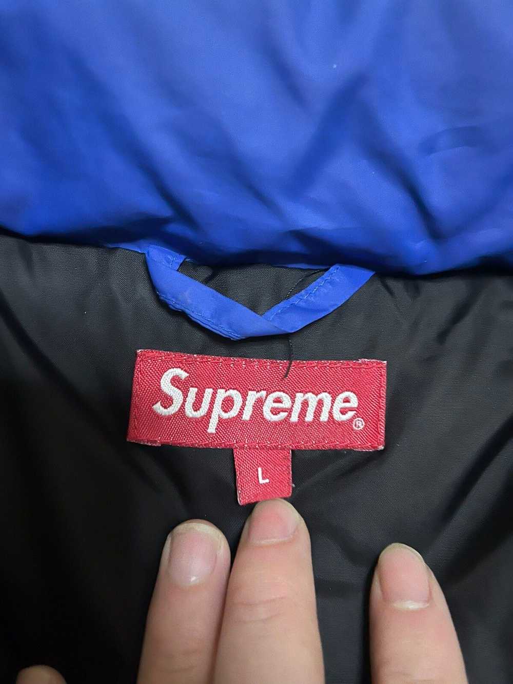 Supreme Supreme logo tape puffy jacket blue - image 3