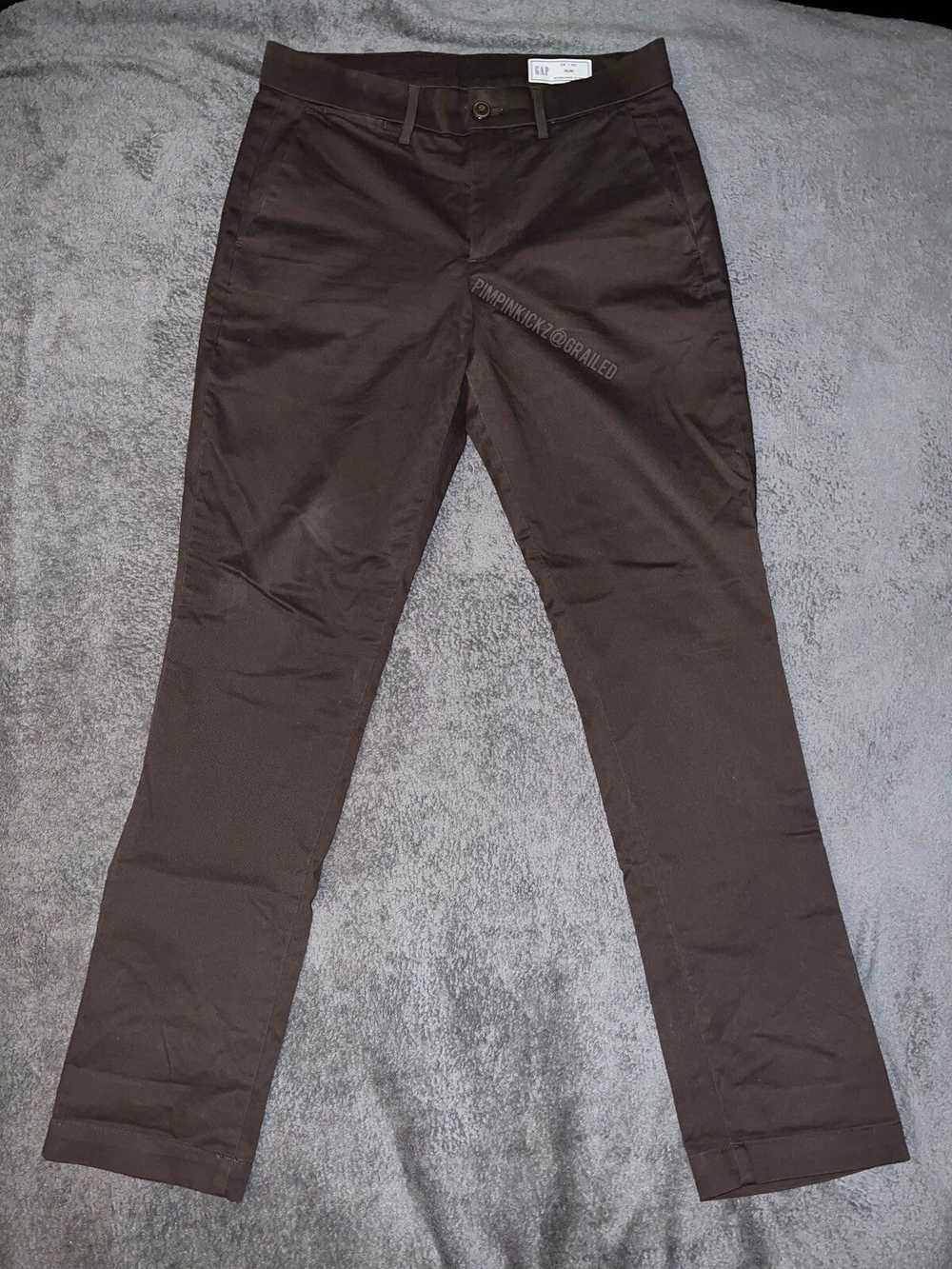 Gap GAP ESSENTIAL KHAKI SLIM (BROWN) - image 1