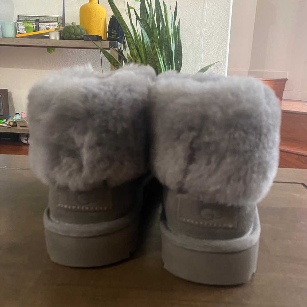 New Ugg Classic Mini Fluff in Charcoal Grey Size 6 - image 3