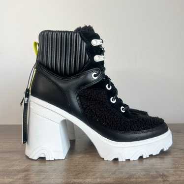 Sorel Brex Cozy Heel Women's Boot Size 7 SKU#24518