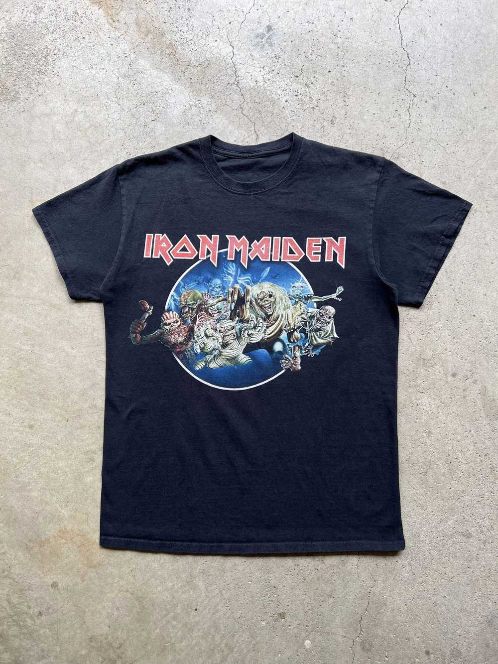Streetwear × Vintage Vintage 2000's Iron Maiden T… - image 1