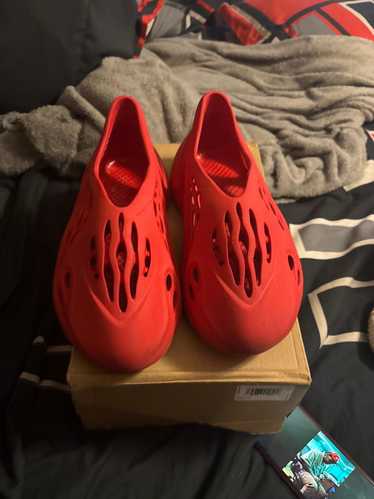 Adidas × Yeezy Season Red vermillion foams runners