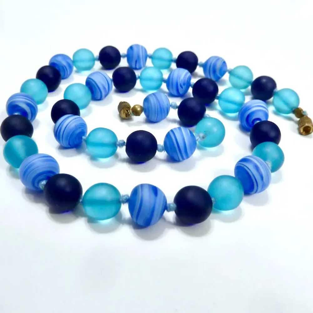 Blue Glass Bead Necklace Hand Knotted - image 5