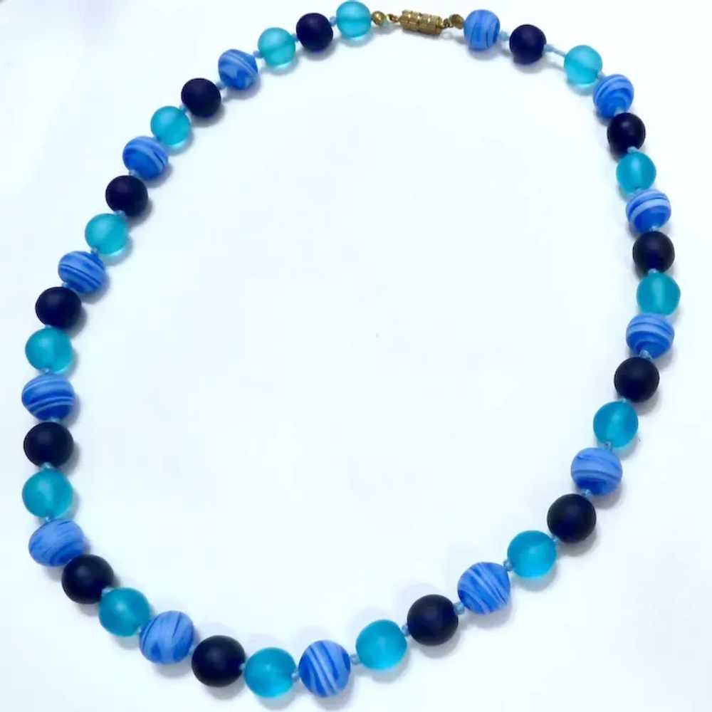 Blue Glass Bead Necklace Hand Knotted - image 9