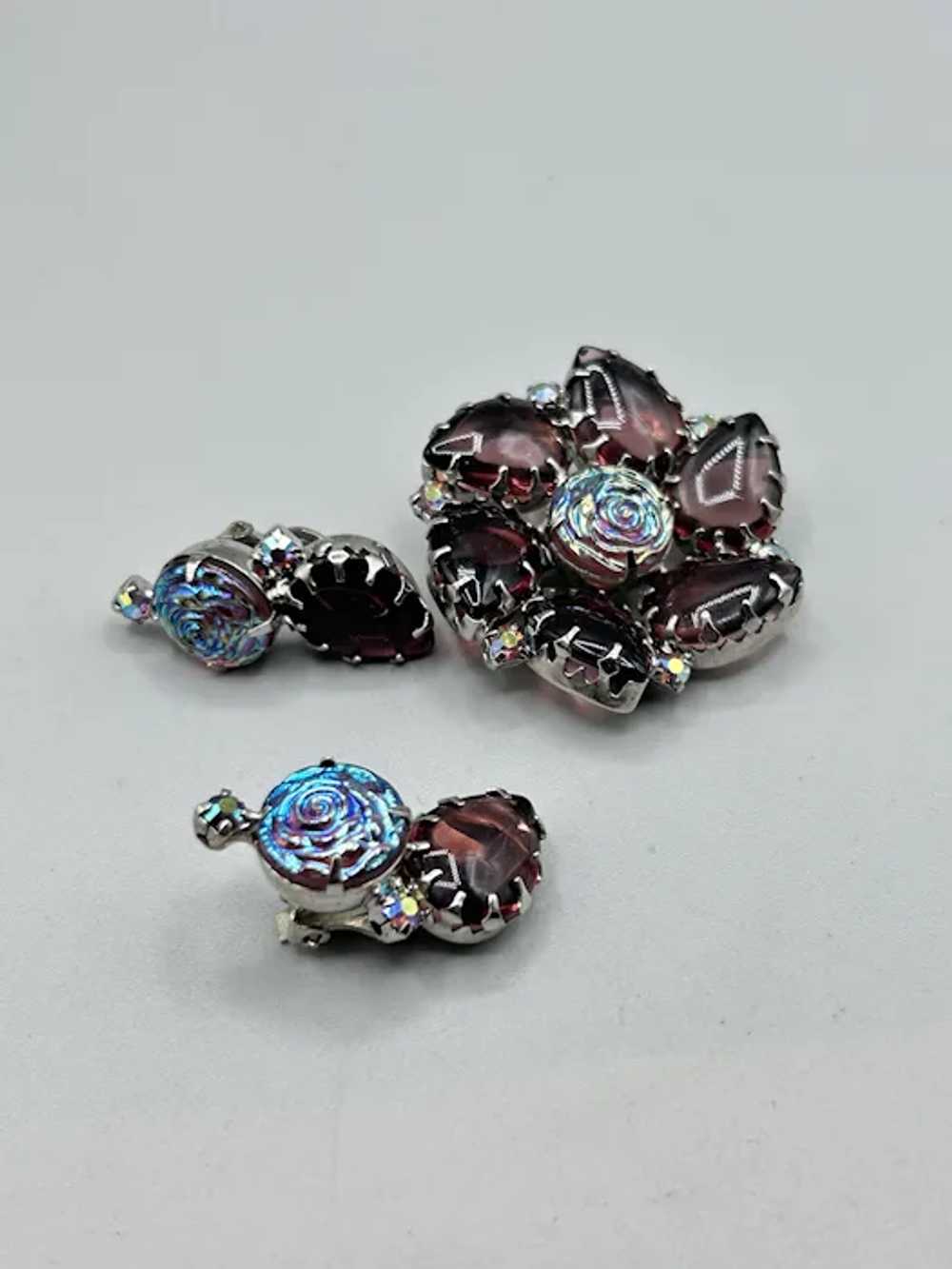 Vintage Rhinestones Brooch and Clip On Earrings S… - image 3