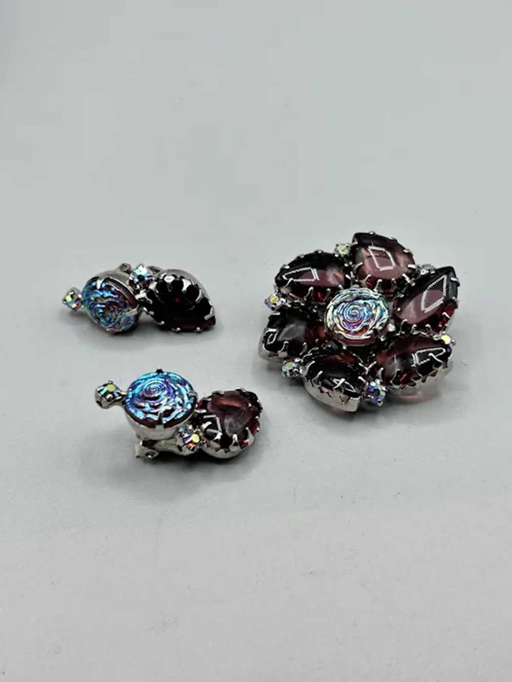 Vintage Rhinestones Brooch and Clip On Earrings S… - image 4