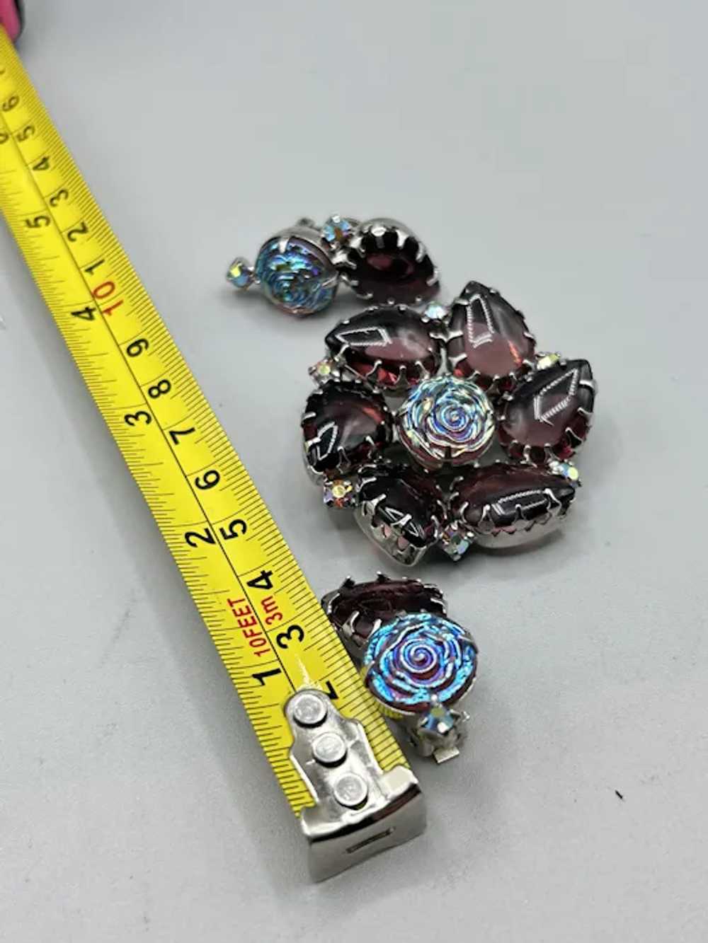 Vintage Rhinestones Brooch and Clip On Earrings S… - image 7