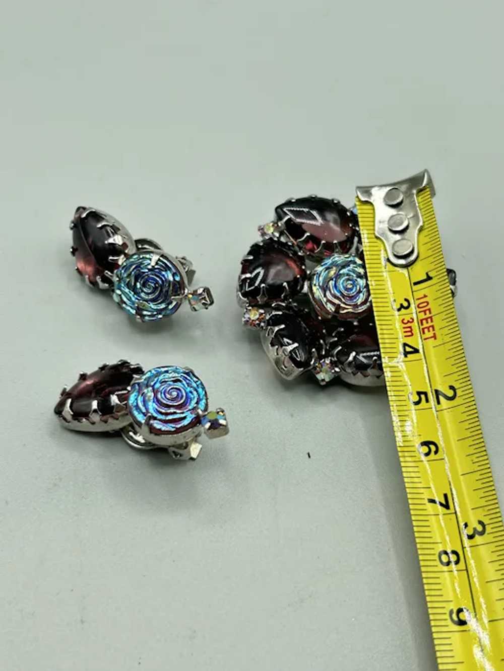 Vintage Rhinestones Brooch and Clip On Earrings S… - image 8