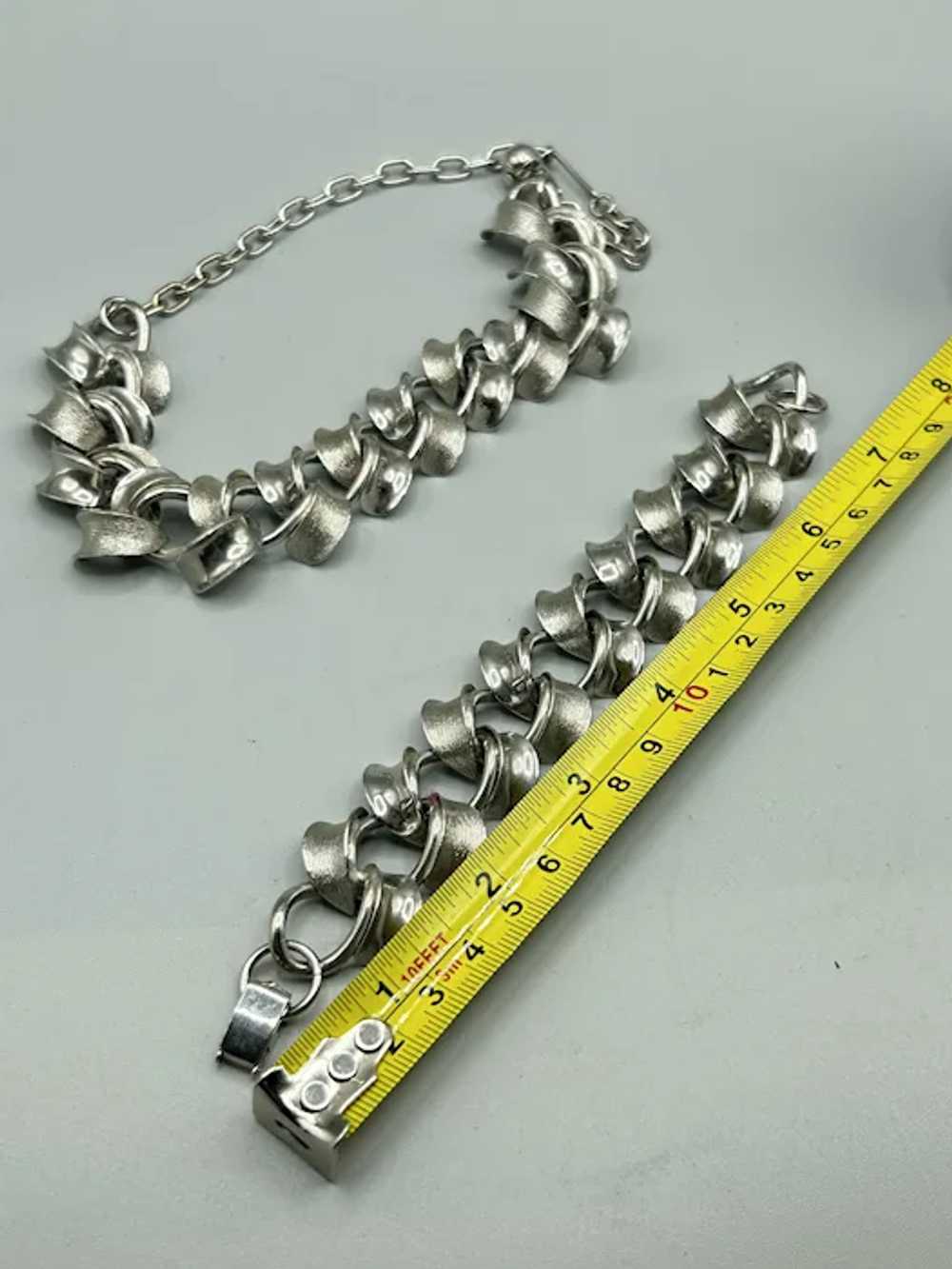 Vintage Set of Necklace and Bracelet Twisted Text… - image 6