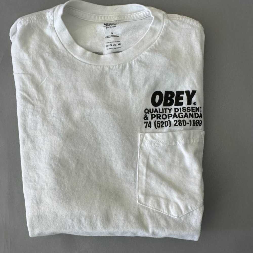 Obey teens small tee shirt - image 10
