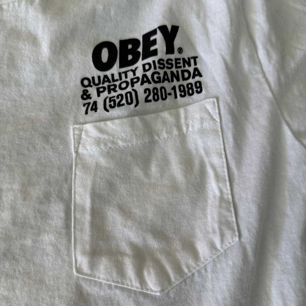 Obey teens small tee shirt - image 3
