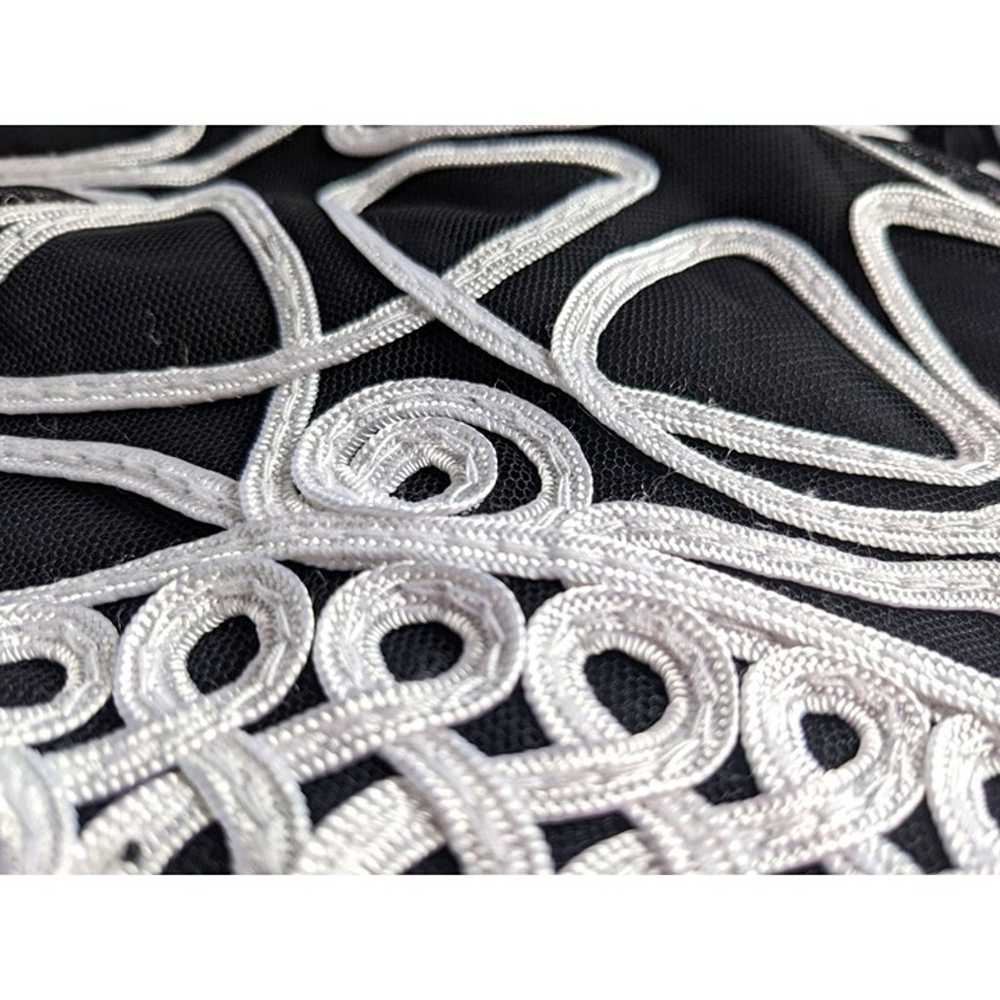 WEAVZ Black & White Dramatic Geometric Embroidere… - image 2