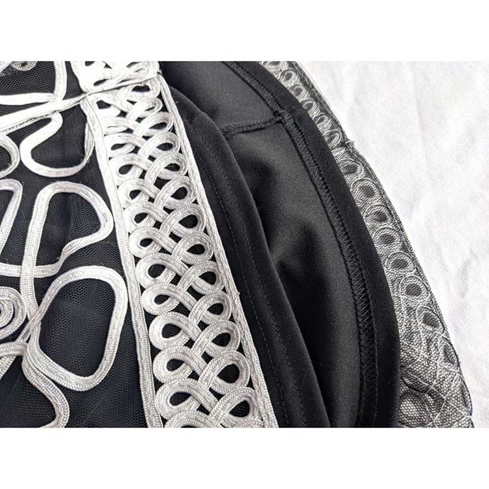 WEAVZ Black & White Dramatic Geometric Embroidere… - image 5