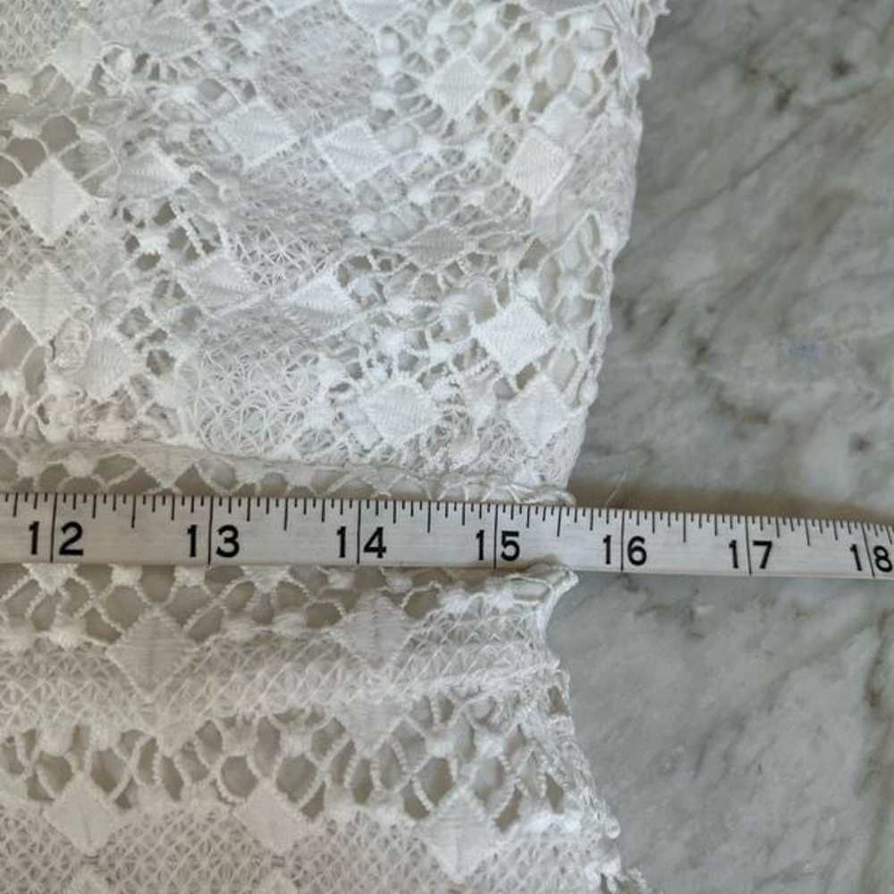 Amy Lynn Flutter Sleeve white Lace Dress, Size L - image 8