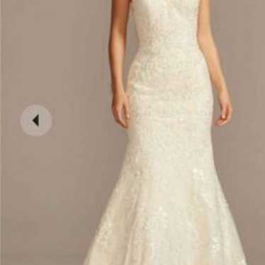Oleg Cassini Couture Wedding dress - size 6 - image 1