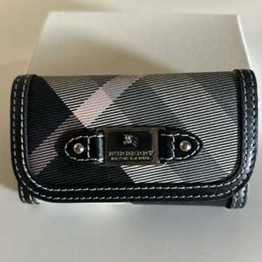 Burberry blue label key - Gem