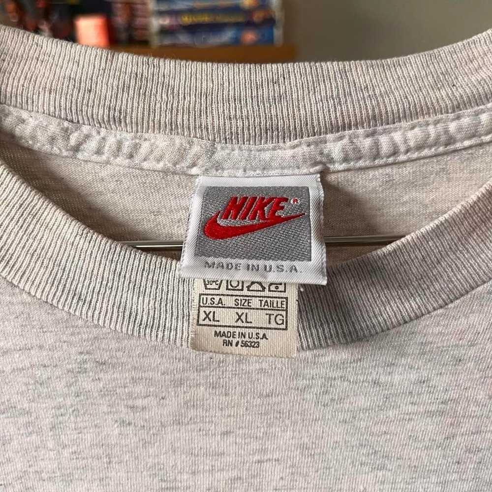 Vintage 90s Nike tshirt - image 5