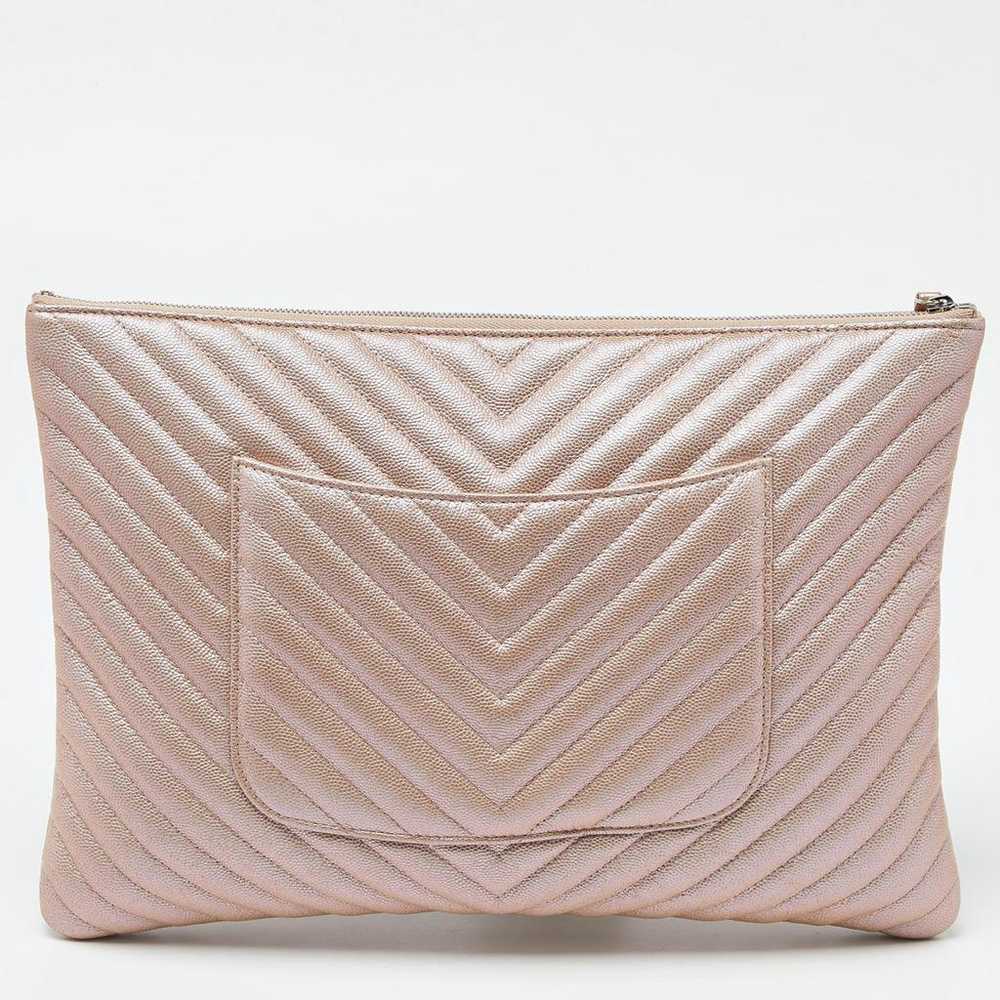 Chanel Leather clutch bag - image 3