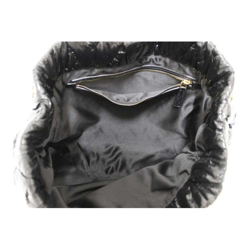 Miu Miu Matelassé patent leather handbag - image 5