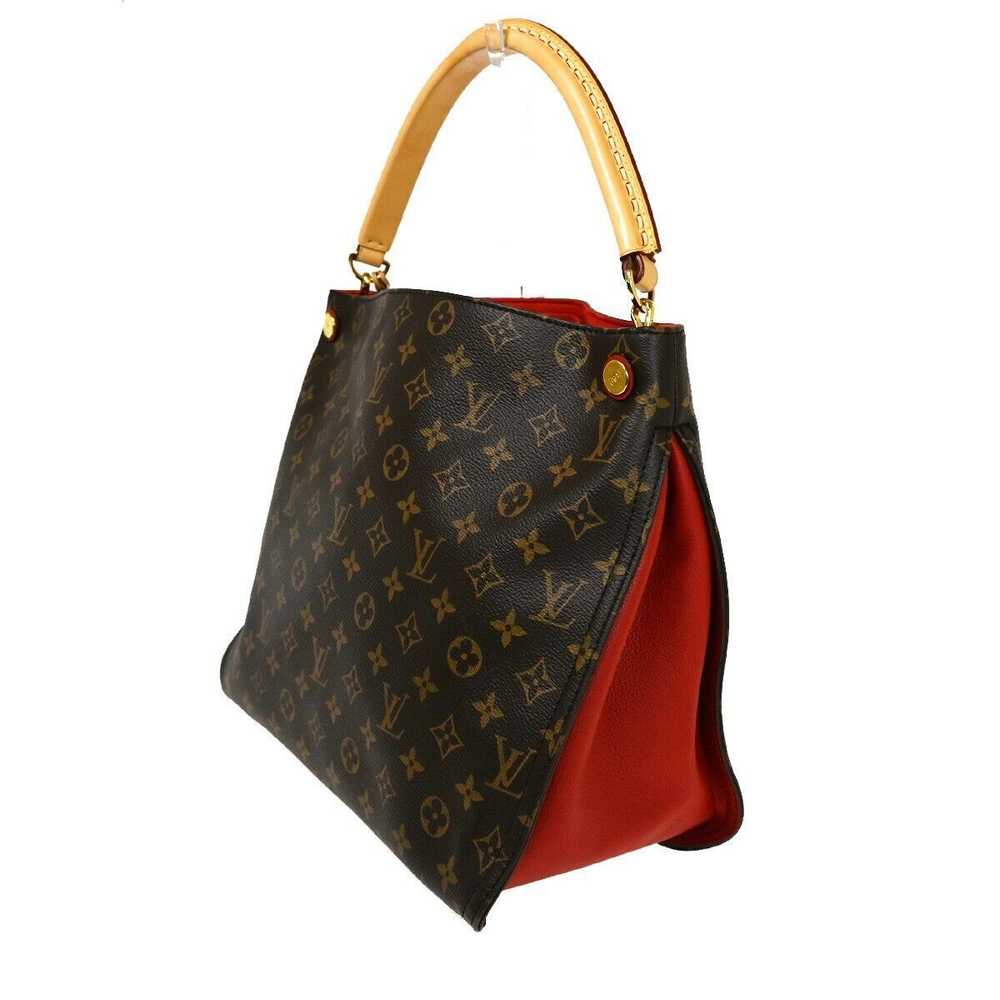 Louis Vuitton Louis Vuitton Gaia handbag - image 12