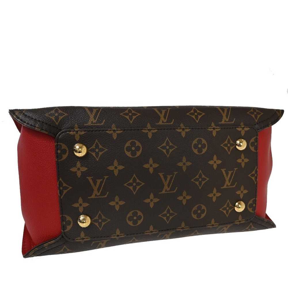 Louis Vuitton Louis Vuitton Gaia handbag - image 3