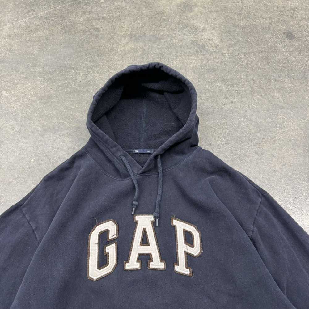 Gap × Streetwear × Vintage Y2K GAP EMBROIDERED SK… - image 2