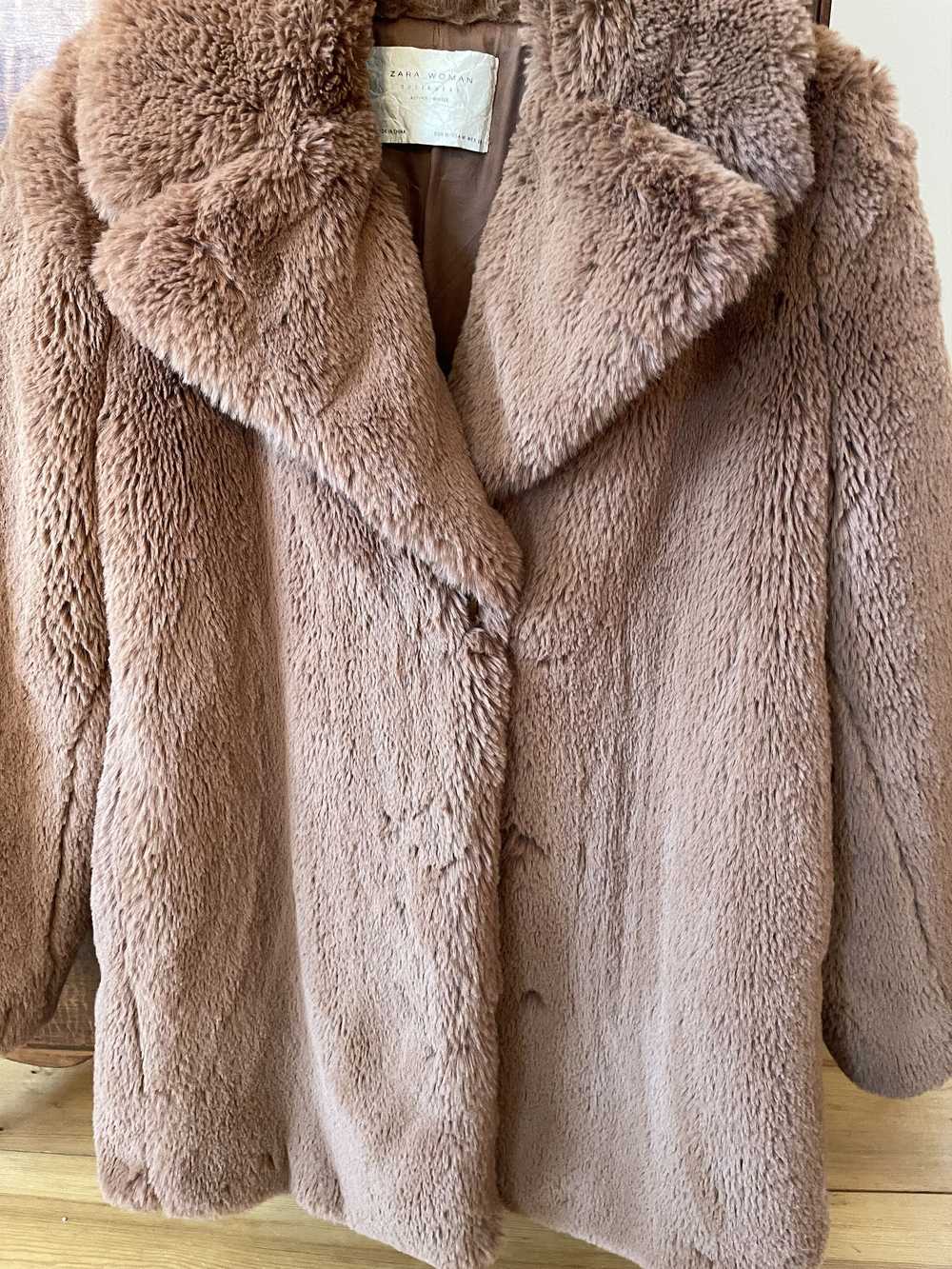 Zara Zara Teddy Bear Fur Coat Size Medium - image 1