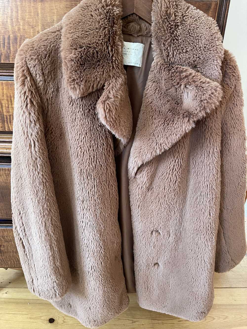 Zara Zara Teddy Bear Fur Coat Size Medium - image 2