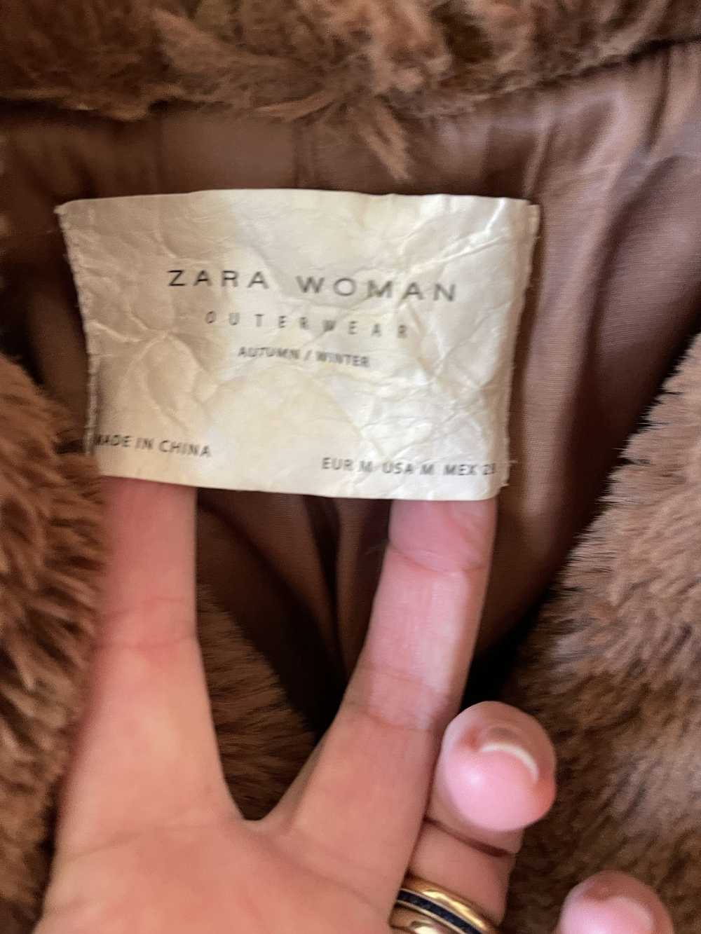 Zara Zara Teddy Bear Fur Coat Size Medium - image 6