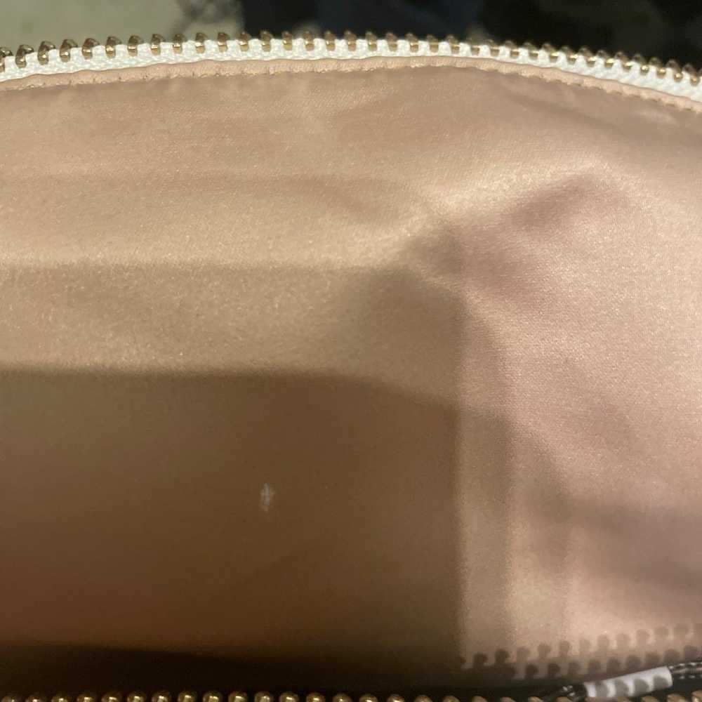 Henri Bendel white leather purse - image 4