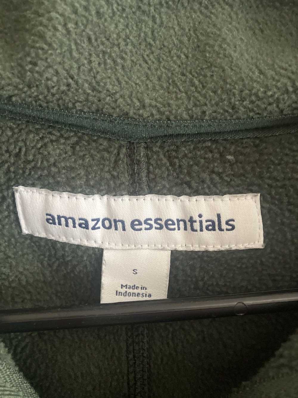 Amazon × Casual Connoisseur × Streetwear Green Am… - image 3