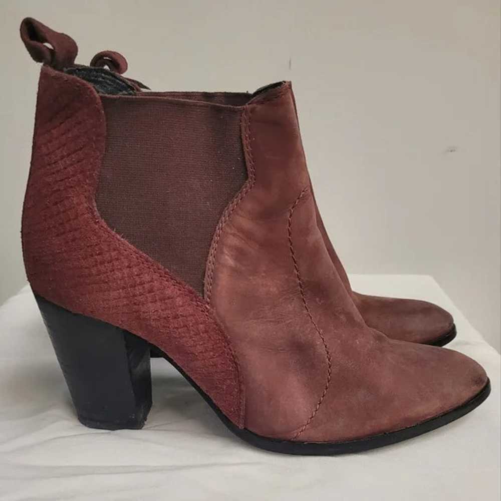 Seychelles Ankle Booties size 8.5 Burgundy leathe… - image 3