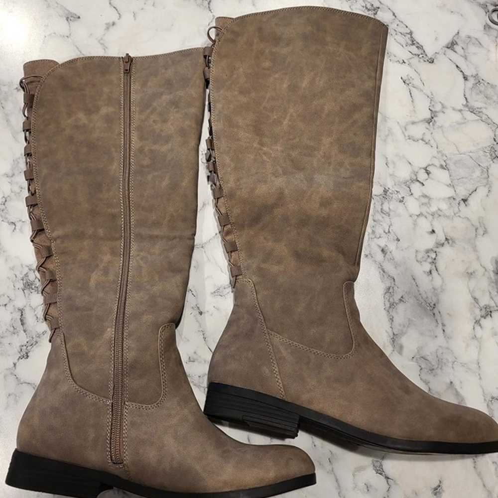 Lust For Life Rebellious Taupe Nappa 8 boots - image 1