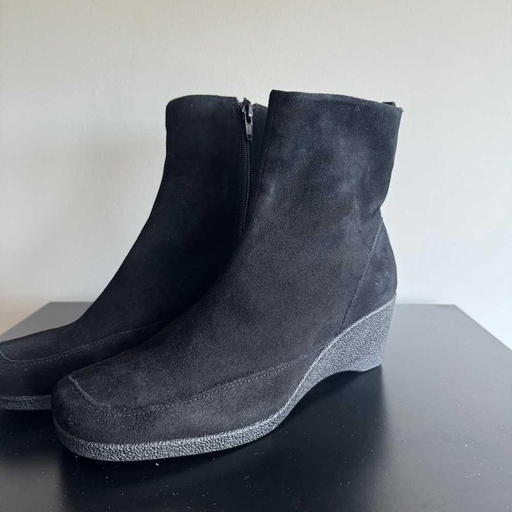 Easy Spirit wedge booties size 8 - image 3