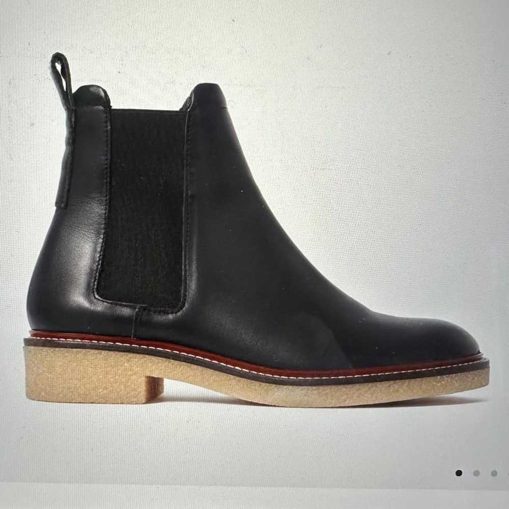 Everlane Chelsea Boots - image 5