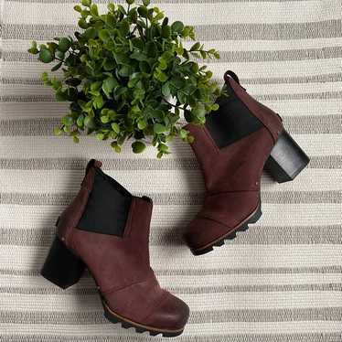Sorel Redwood Addington Chelsea Boots