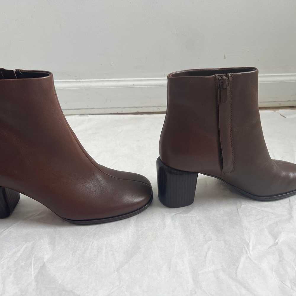 VINCE Maggie Brown Side Zip Leather Ankle Booties… - image 3